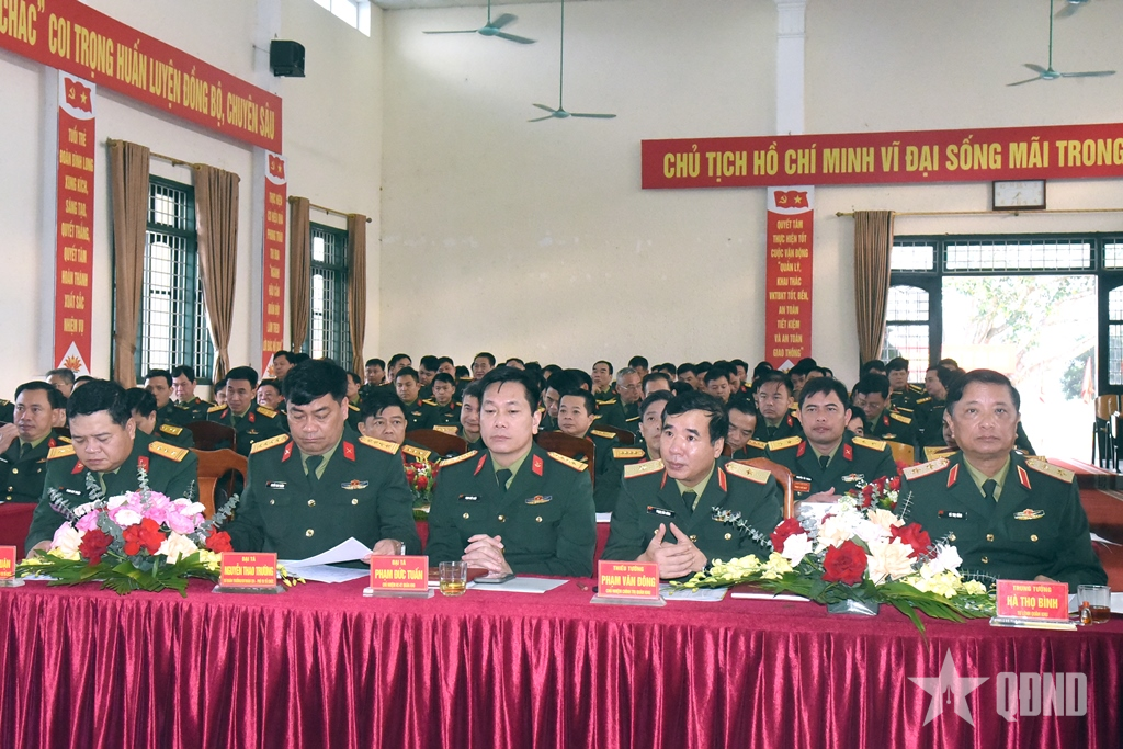 Quân khu 4 khai mạc tập huấn cán bộ năm 2026

​